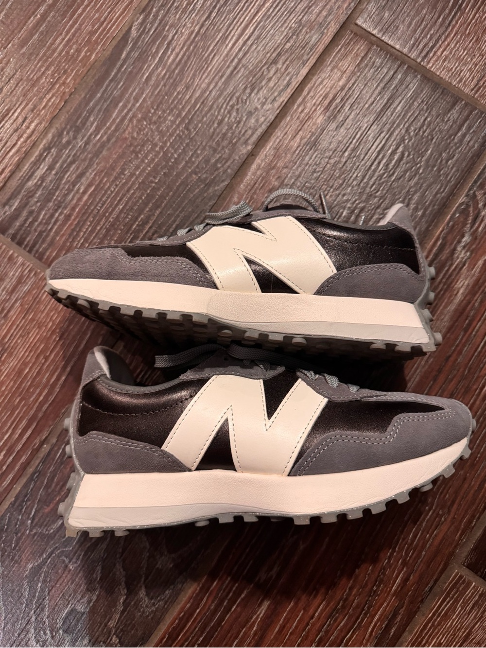 New Balance Women’s Gray, White & Black Retro Trail Sneakers